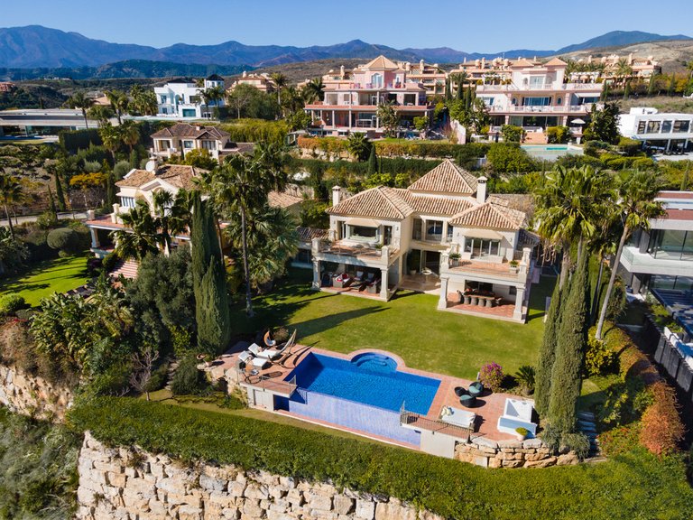 Villa for Sale in Marbella, Malaga 12