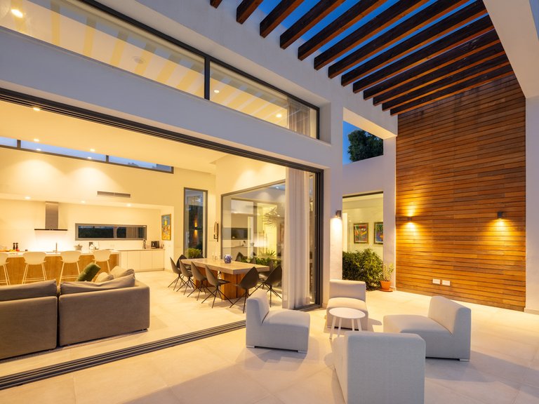 Villa for Sale in Marbella, Malaga 15