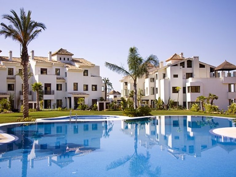 Apartment for Sale in Benahavis, Malaga 1