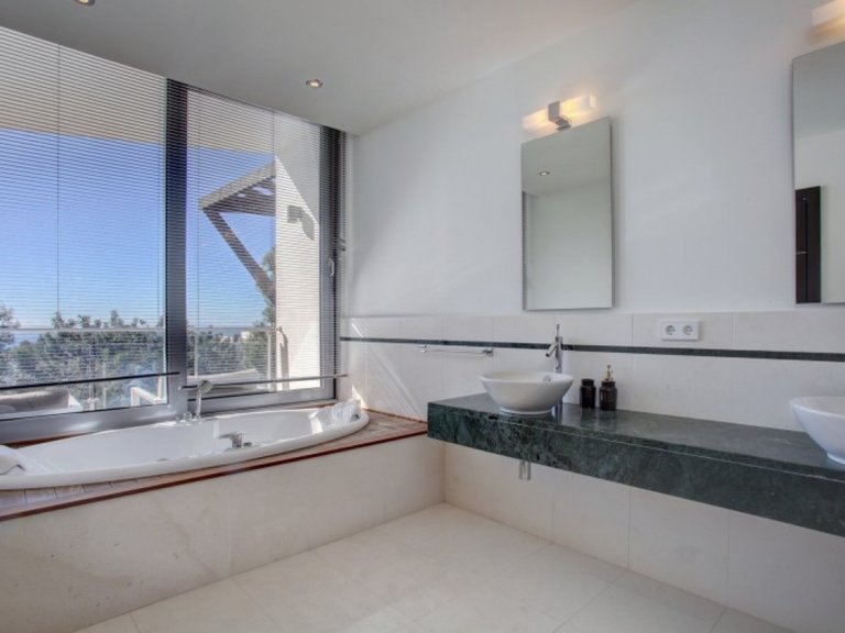Town House for Sale in Marbella, Malaga 10