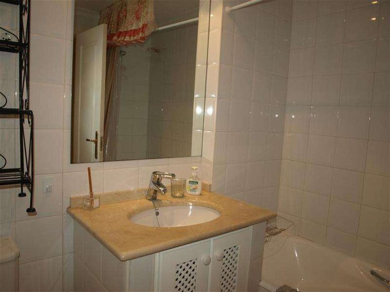 Apartment for Sale in Marbella, Malaga 12