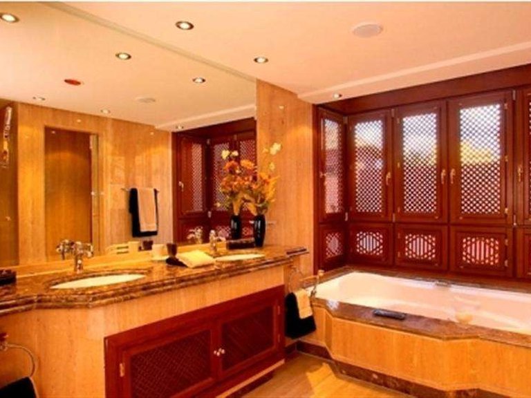 Apartment for Sale in Estepona, Malaga 4
