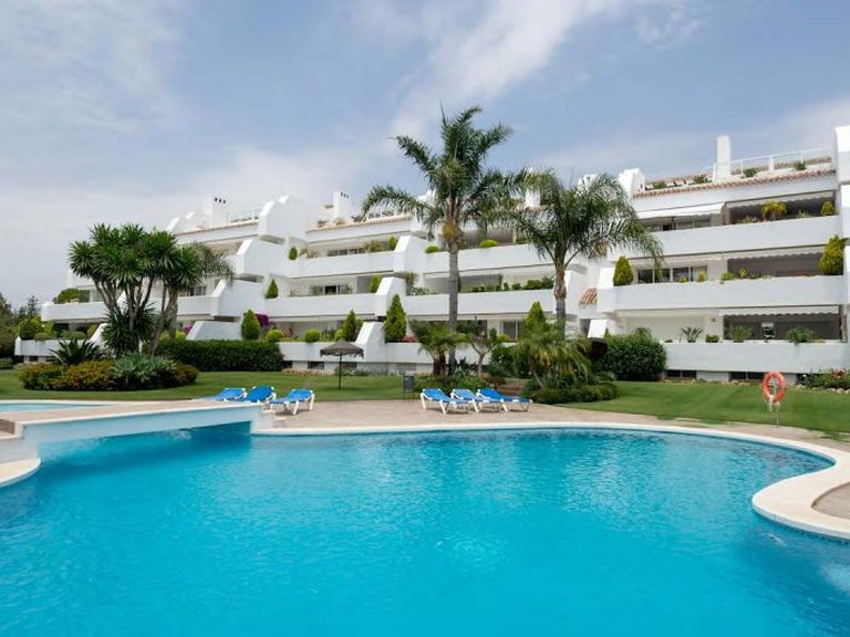 Apartment for Sale in Marbella, Malaga 15