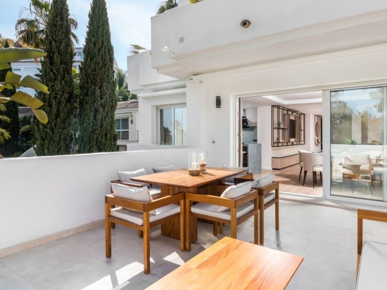 Apartment for Sale in Marbella, Malaga 16