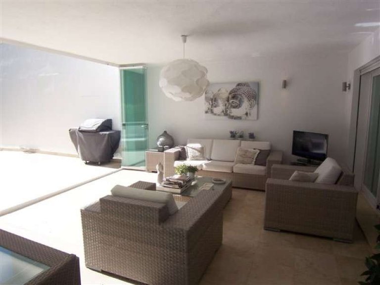 Apartment for Sale in Marbella, Malaga 10
