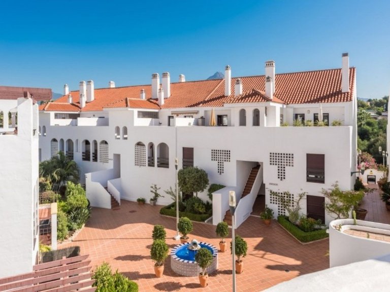 Apartment for Sale in Marbella, Malaga 1
