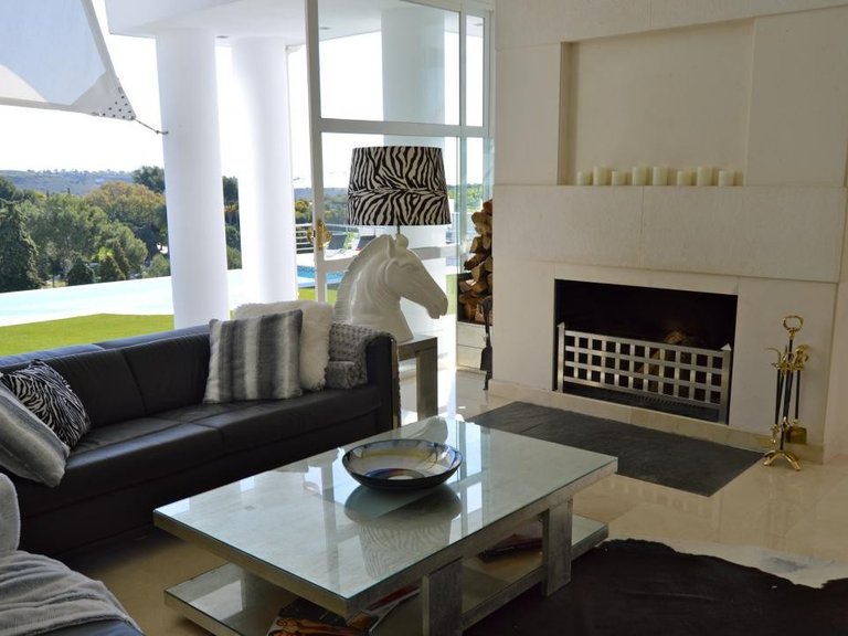 Villa for Sale in Marbella, Malaga 10