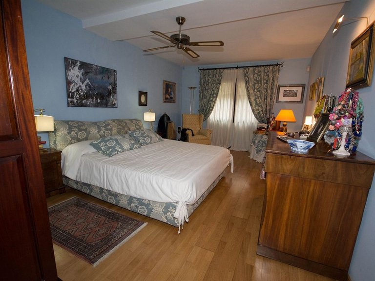 Villa for Sale in Marbella, Malaga 5