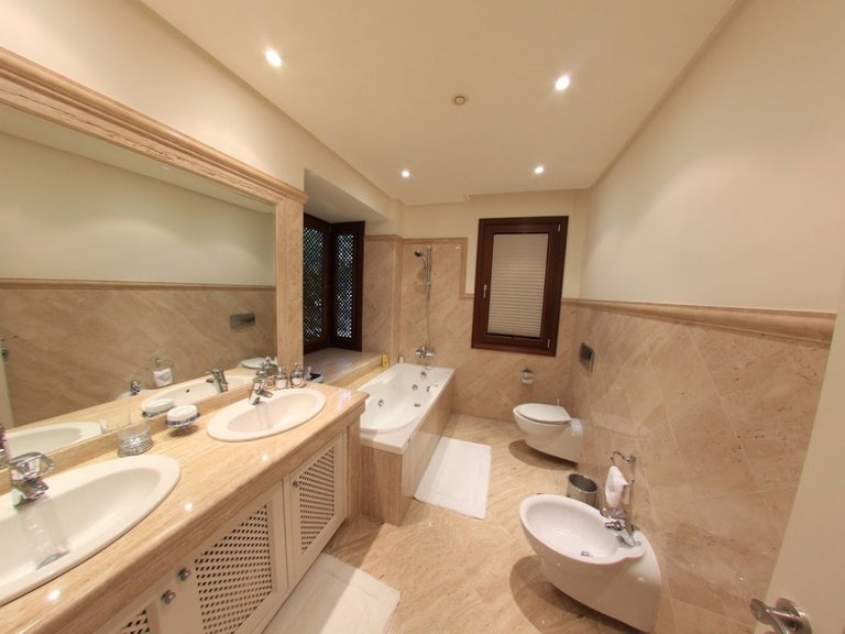 Apartment for Sale in Marbella, Malaga 7