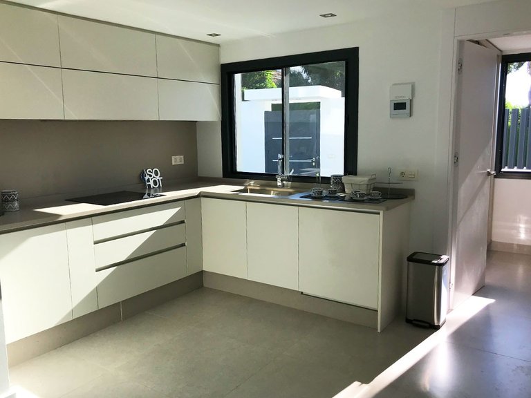 Villa for Sale in Marbella, Malaga 14