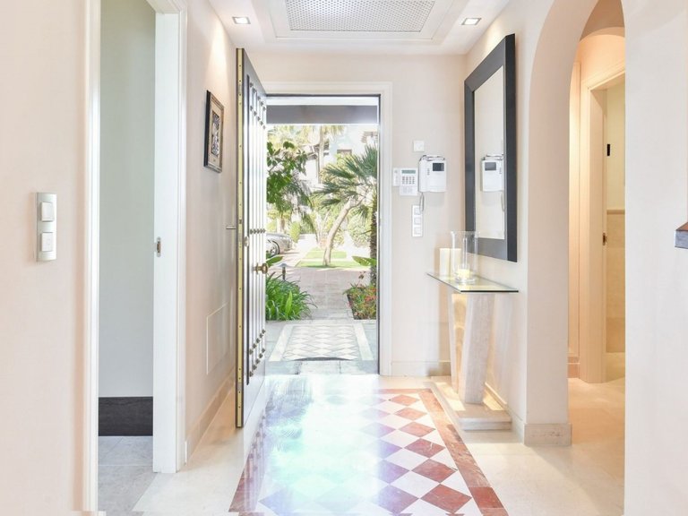 Town House for Sale in Benahavis, Malaga 16