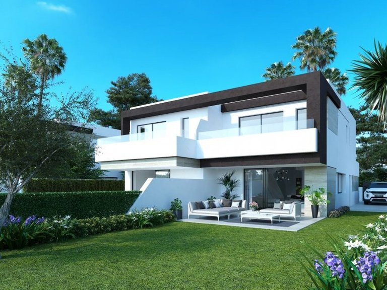 Town House for Sale in Estepona, Malaga 3