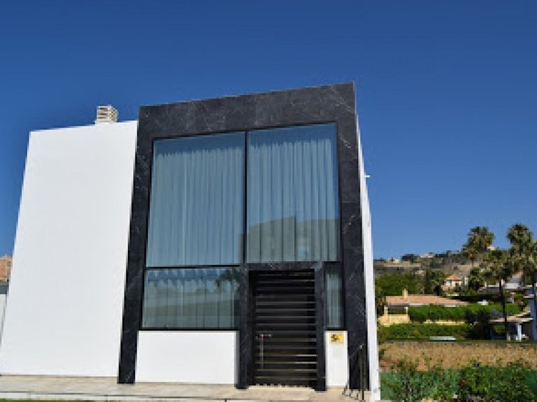 Villa for Sale in Marbella, Malaga 10
