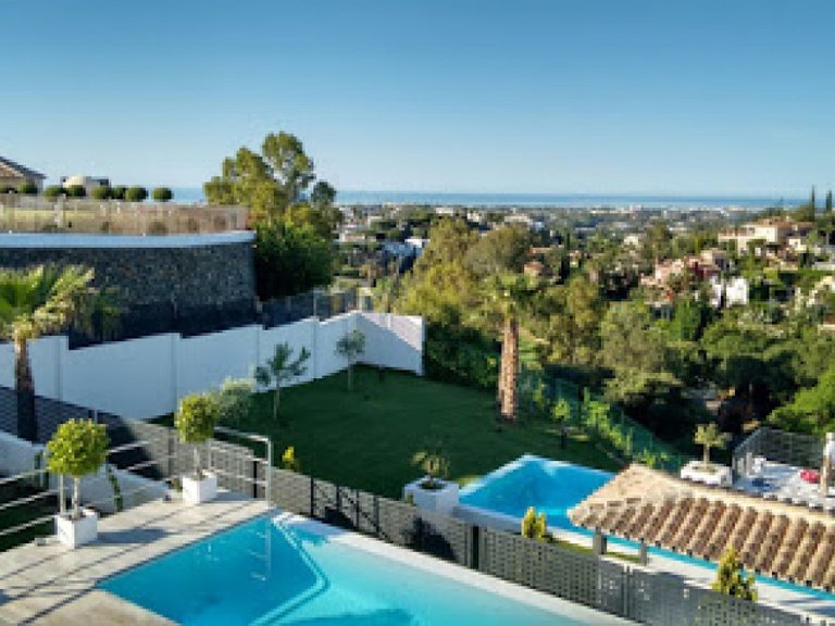 Villa for Sale in Marbella, Malaga 1