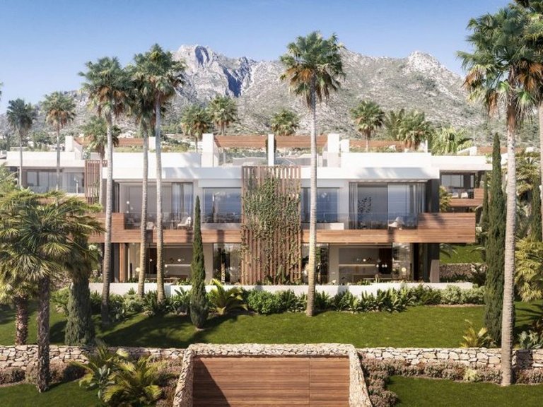 Villa for Sale in Marbella, Malaga 1