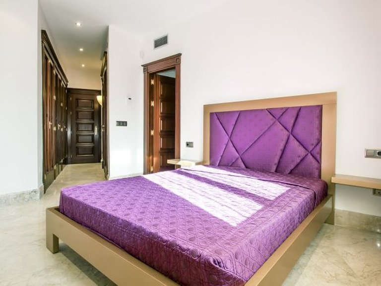Apartment for Sale in Marbella, Malaga 14