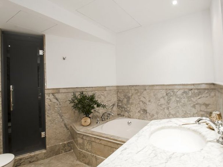 Apartment for Sale in Marbella, Malaga 4