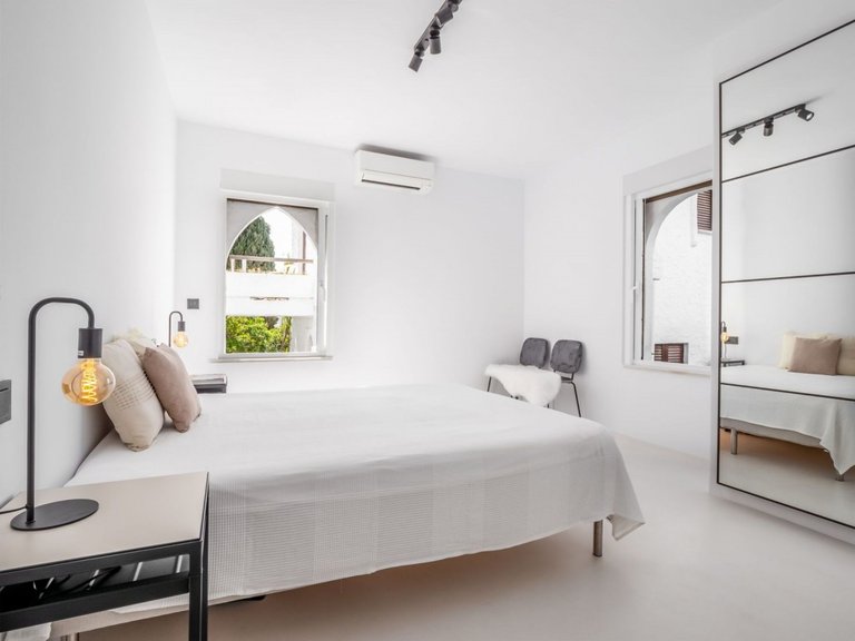 Apartment for Sale in Marbella, Malaga 18