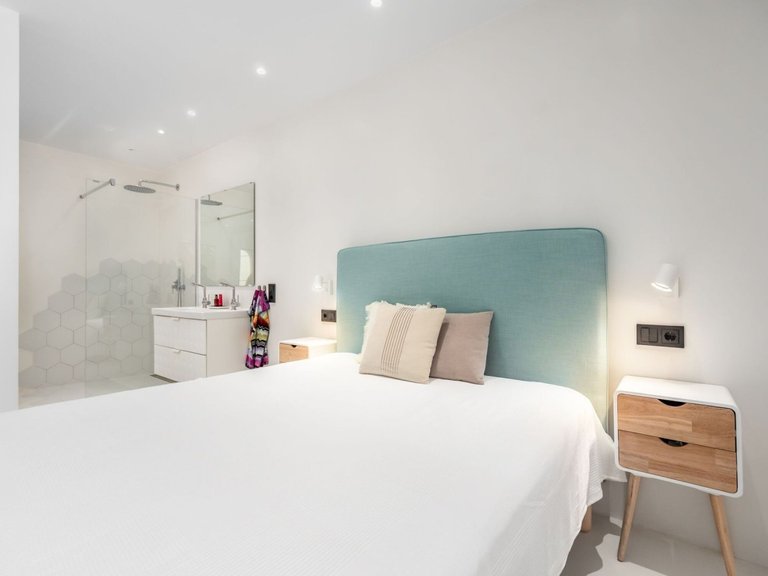 Apartment for Sale in Marbella, Malaga 15