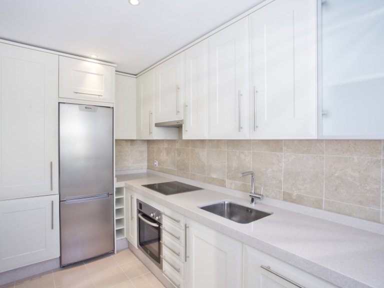 Apartment for Sale in Marbella, Malaga 21