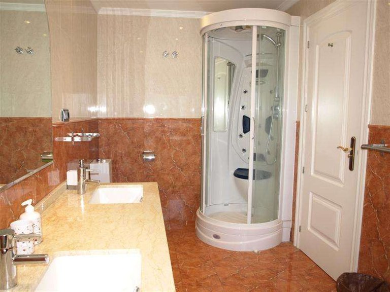 Town House for Sale in Marbella, Malaga 30