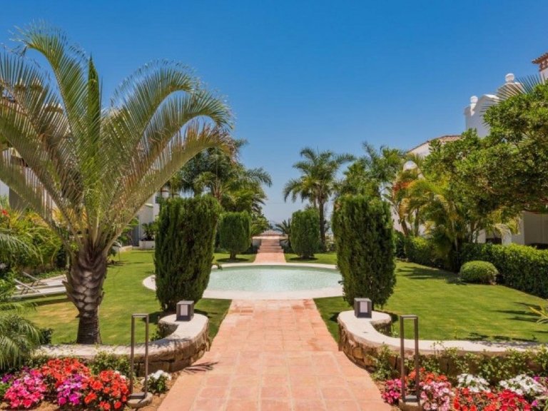 Apartment for Sale in Marbella, Malaga 18
