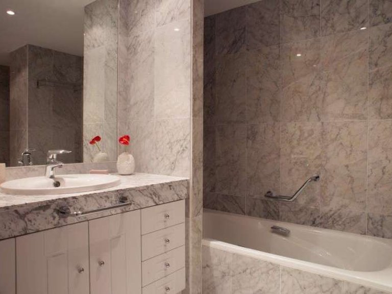 Apartment for Sale in Marbella, Malaga 11