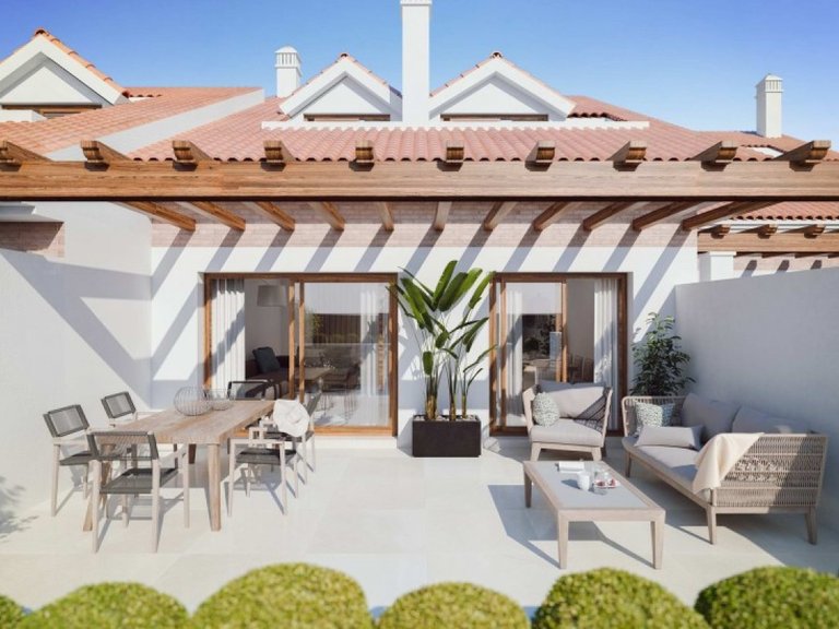 Town House for Sale in Fuengirola, Malaga 1