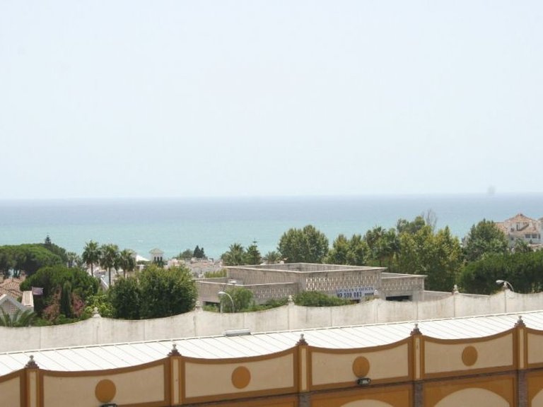 Penthouse for Sale in Marbella, Malaga 1