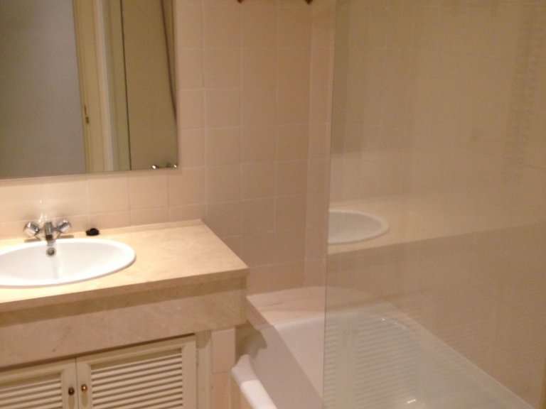 Apartment for Sale in Marbella, Malaga 10