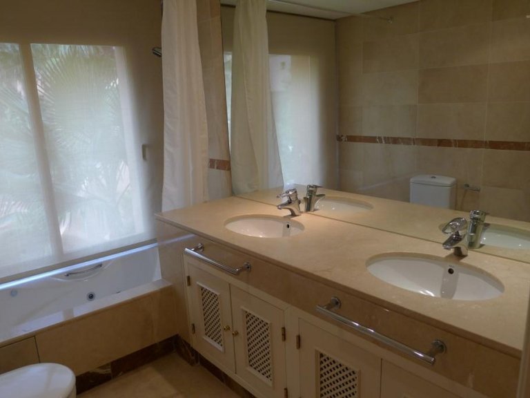 Apartment for Sale in Marbella, Malaga 8