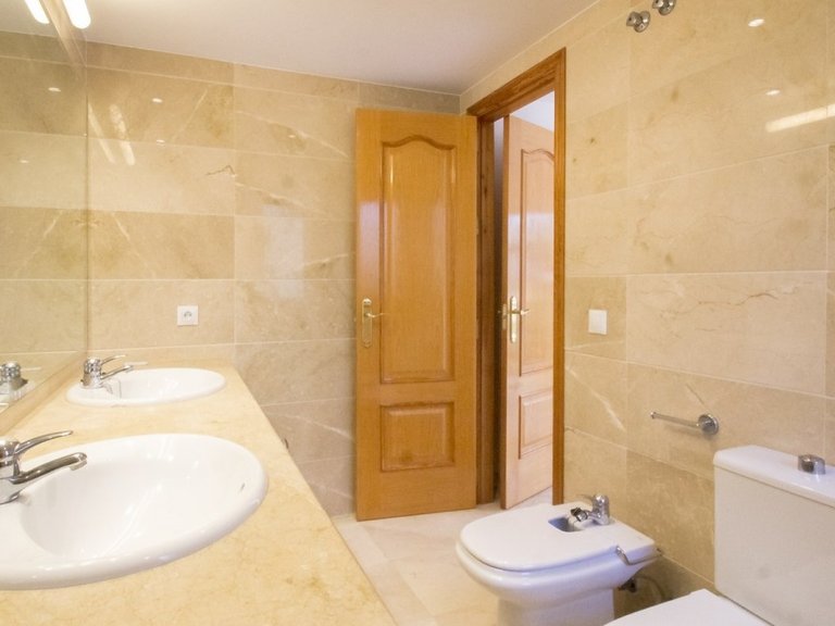 Town House for Sale in Marbella, Malaga 11