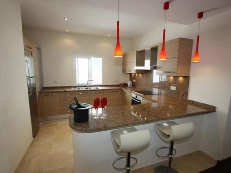 Apartment for Sale in Marbella, Malaga 9