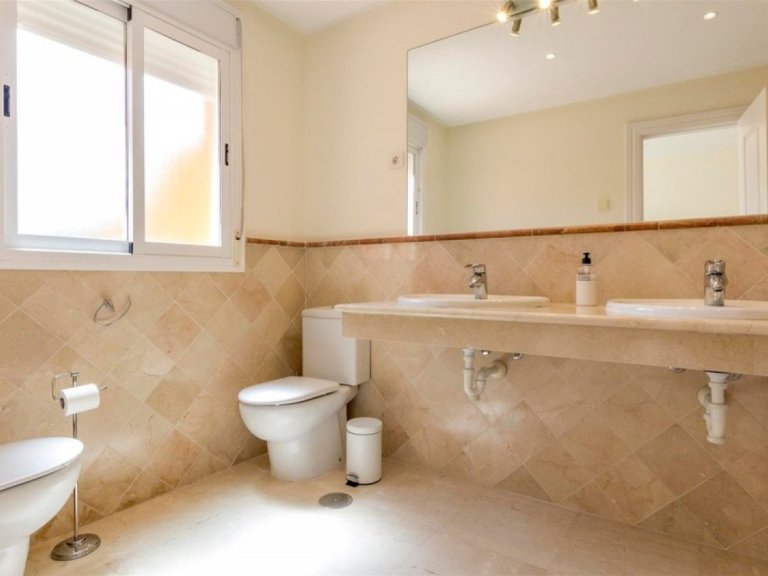 Town House for Sale in Marbella, Malaga 15