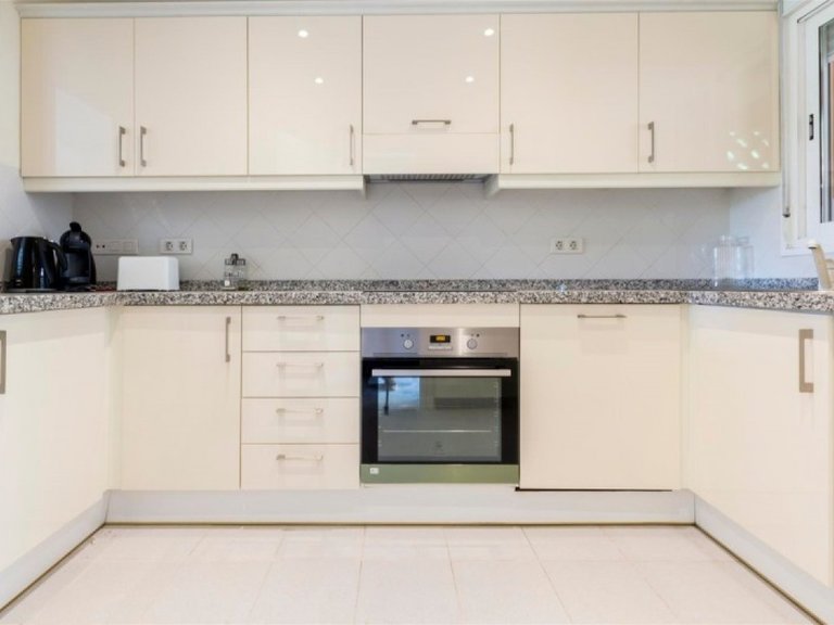Town House for Sale in Marbella, Malaga 13