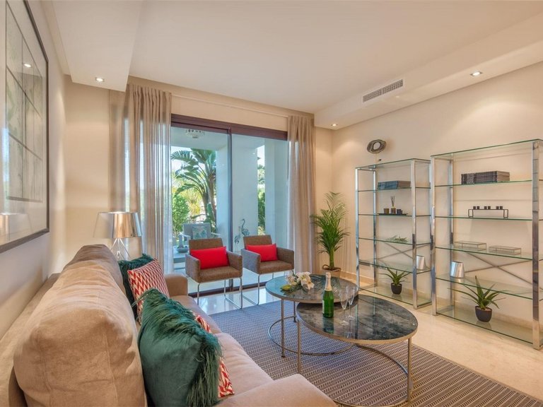 Apartment for Sale in Benahavis, Malaga 7