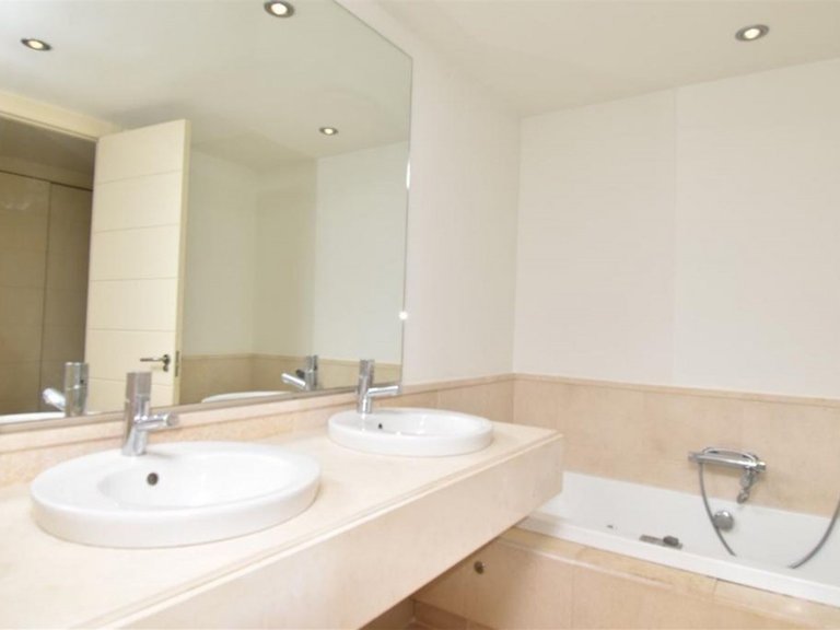 Apartment for Sale in Marbella, Malaga 14