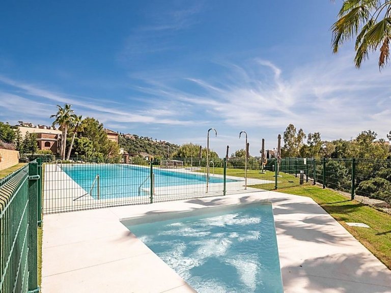 Apartment for Sale in Benahavis, Malaga 15