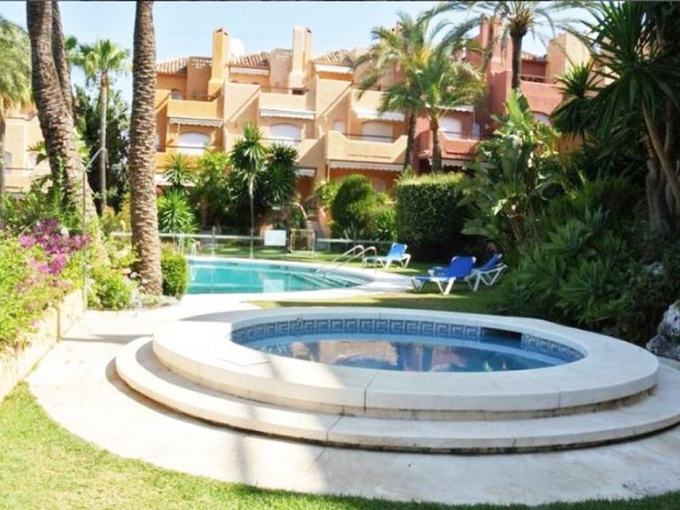 Town House for Sale in Marbella, Malaga 14