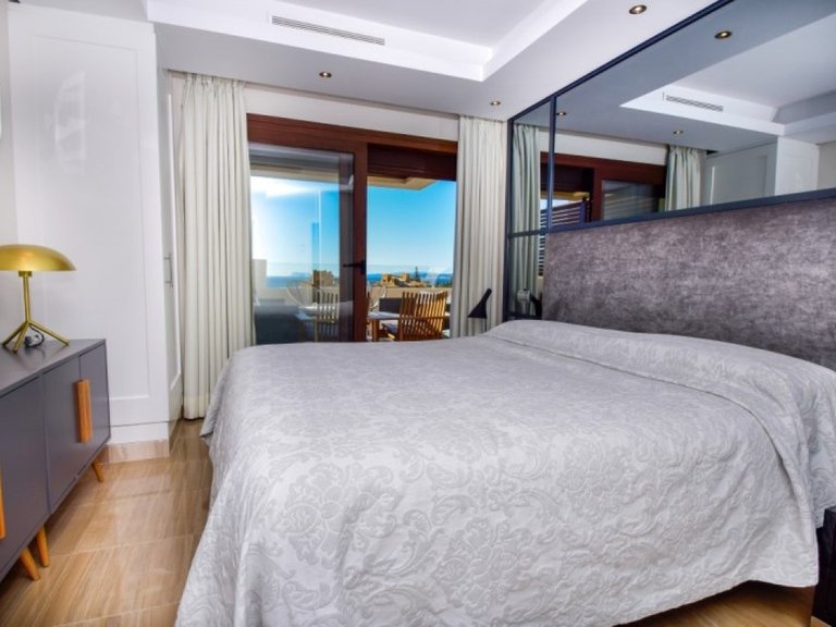 Penthouse for Sale in Estepona, Malaga 6