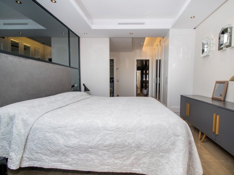 Penthouse for Sale in Estepona, Malaga 15