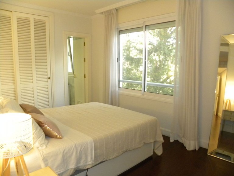 Apartment for Sale in Marbella, Malaga 25