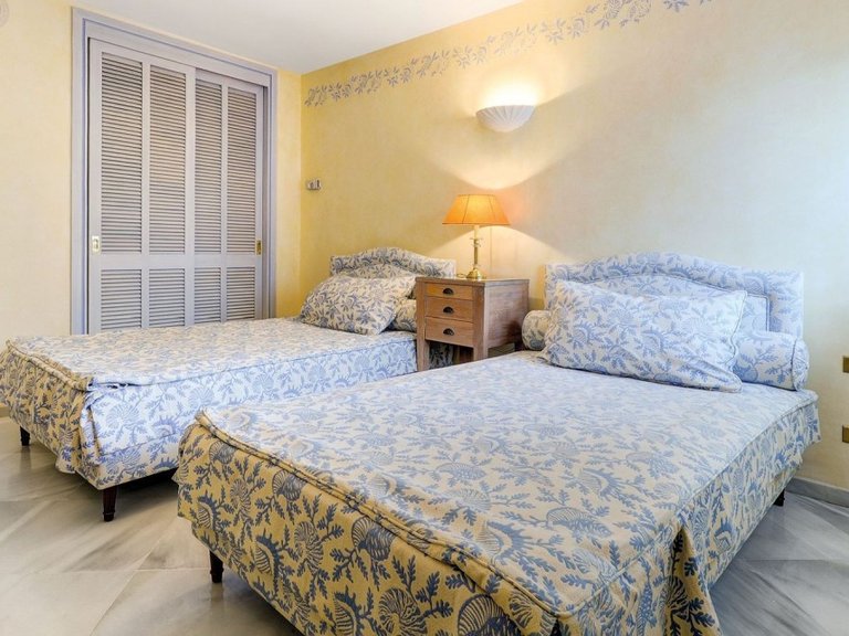 Apartment for Sale in Marbella, Malaga 12