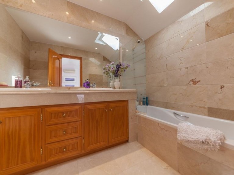 Town House for Sale in Marbella, Malaga 11