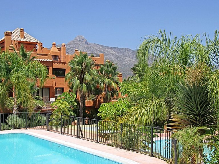 Town House for Sale in Marbella, Malaga 11