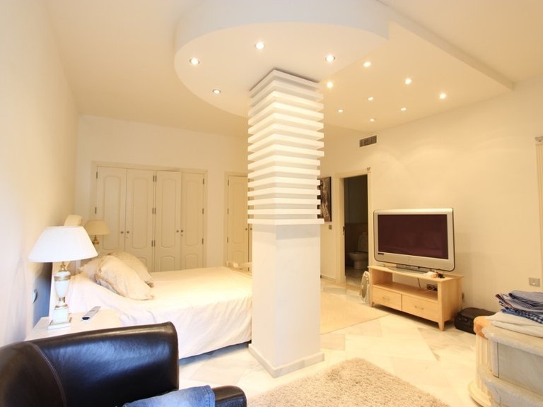 Apartment for Sale in Marbella, Malaga 24