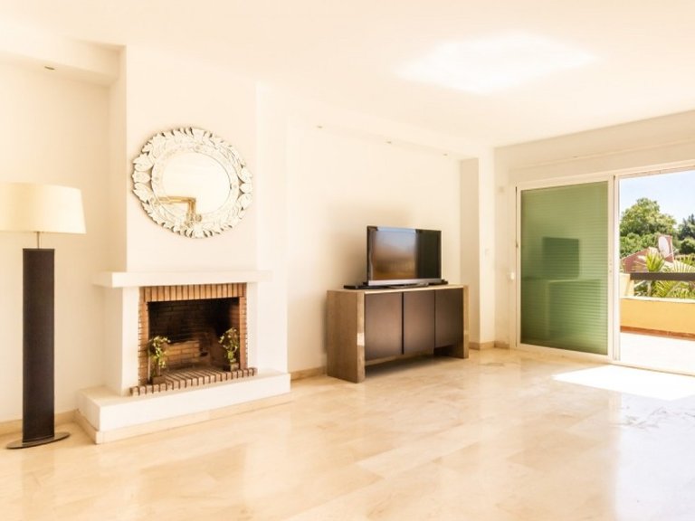 Town House for Sale in San Pedro De Alcantara, Malaga 5