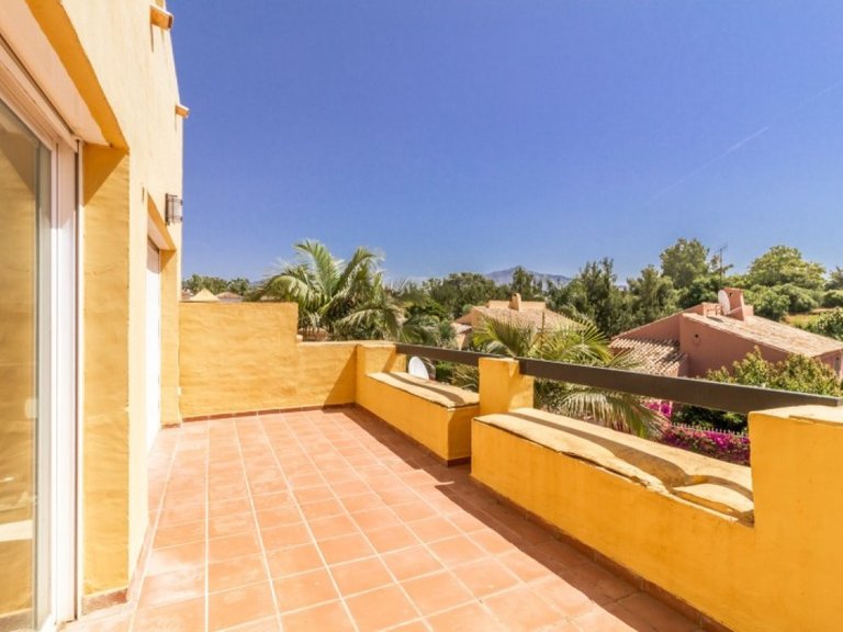 Town House for Sale in San Pedro De Alcantara, Malaga 3