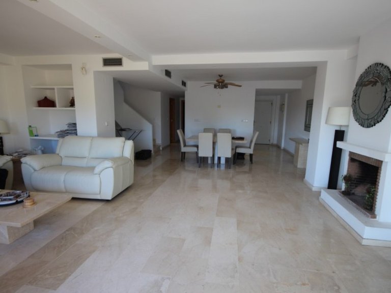 Town House for Sale in San Pedro De Alcantara, Malaga 15