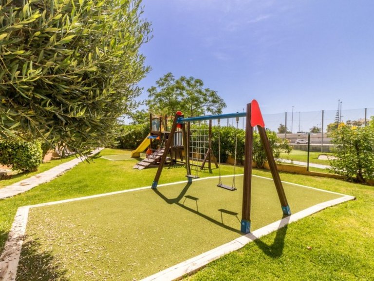 Town House for Sale in San Pedro De Alcantara, Malaga 16